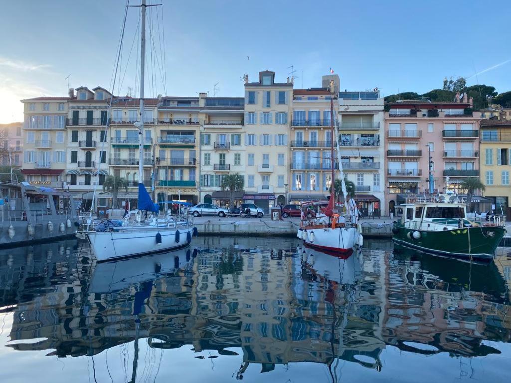 Cannes Old Port, Seafront & Seaview, Yacht Show Port المظهر الخارجي الصورة